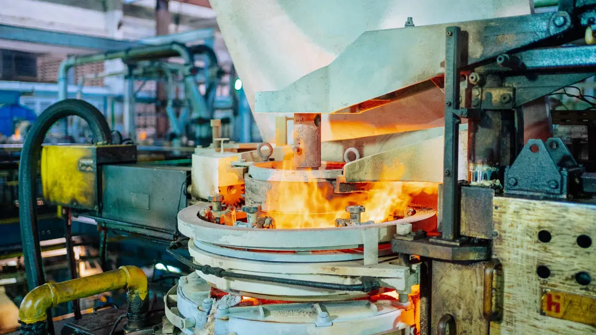 Mengoptimalkan Kecepatan Mesin Thermoforming Cup untuk Permintaan Pasar